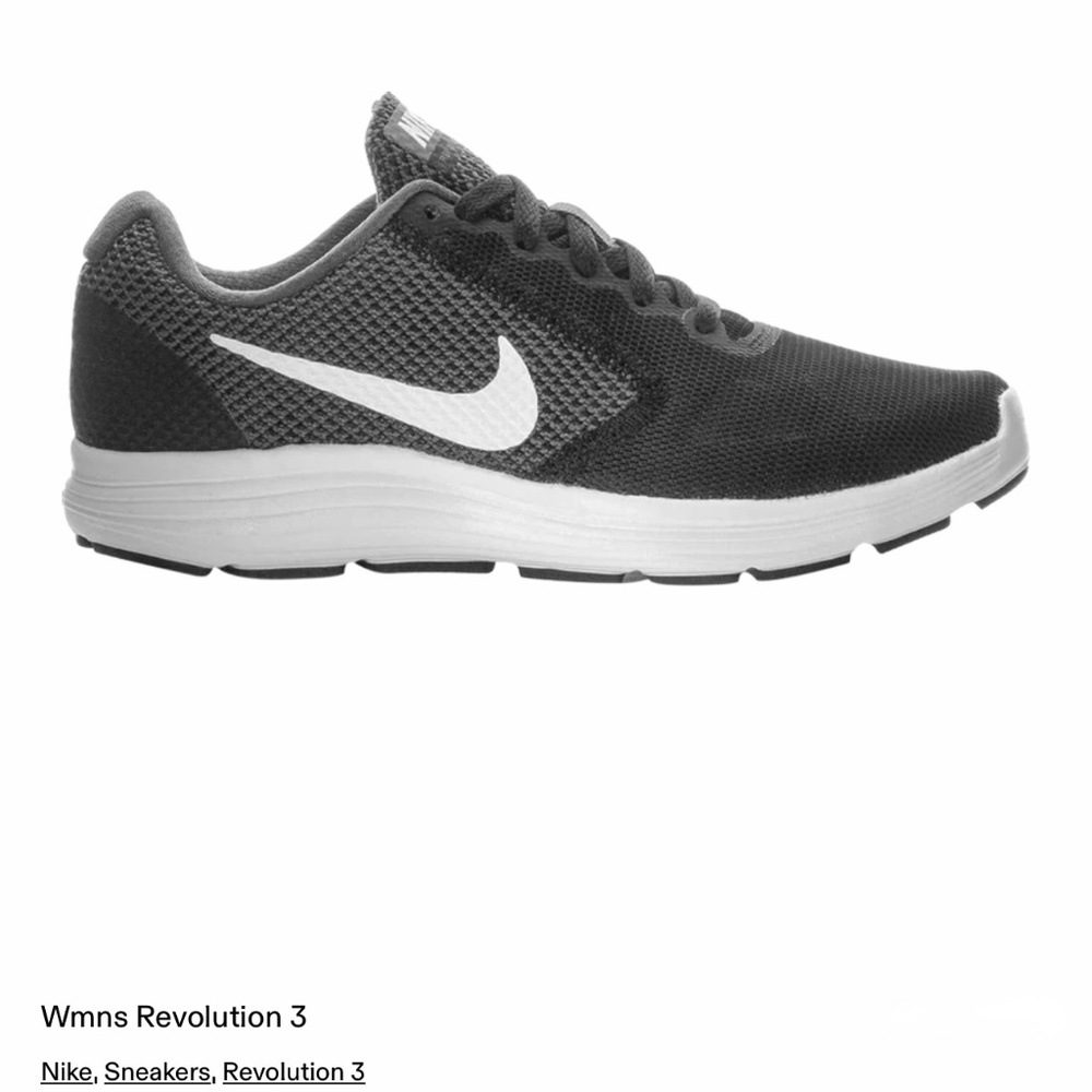 Womens Nike Revolution 3 Sneaker